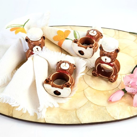 Vintage - Set of 4 - Hand-Painted Porcelain Bunny Napkin Ring - Picture 9 of 9